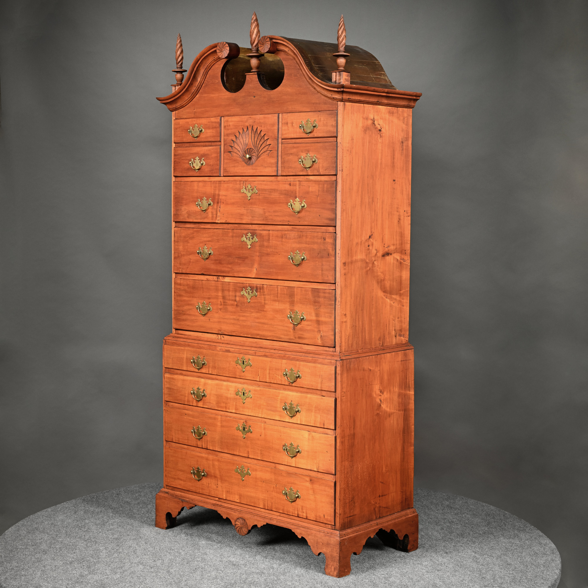 New Hampshire Chippendale Maple Chest-on-Chest, Possibly Moses Hazen, Jr., (Rowley, Massachusetts, 1776-Weare, New Hampshire, 1837), Bradford or Weare, Circa 1805