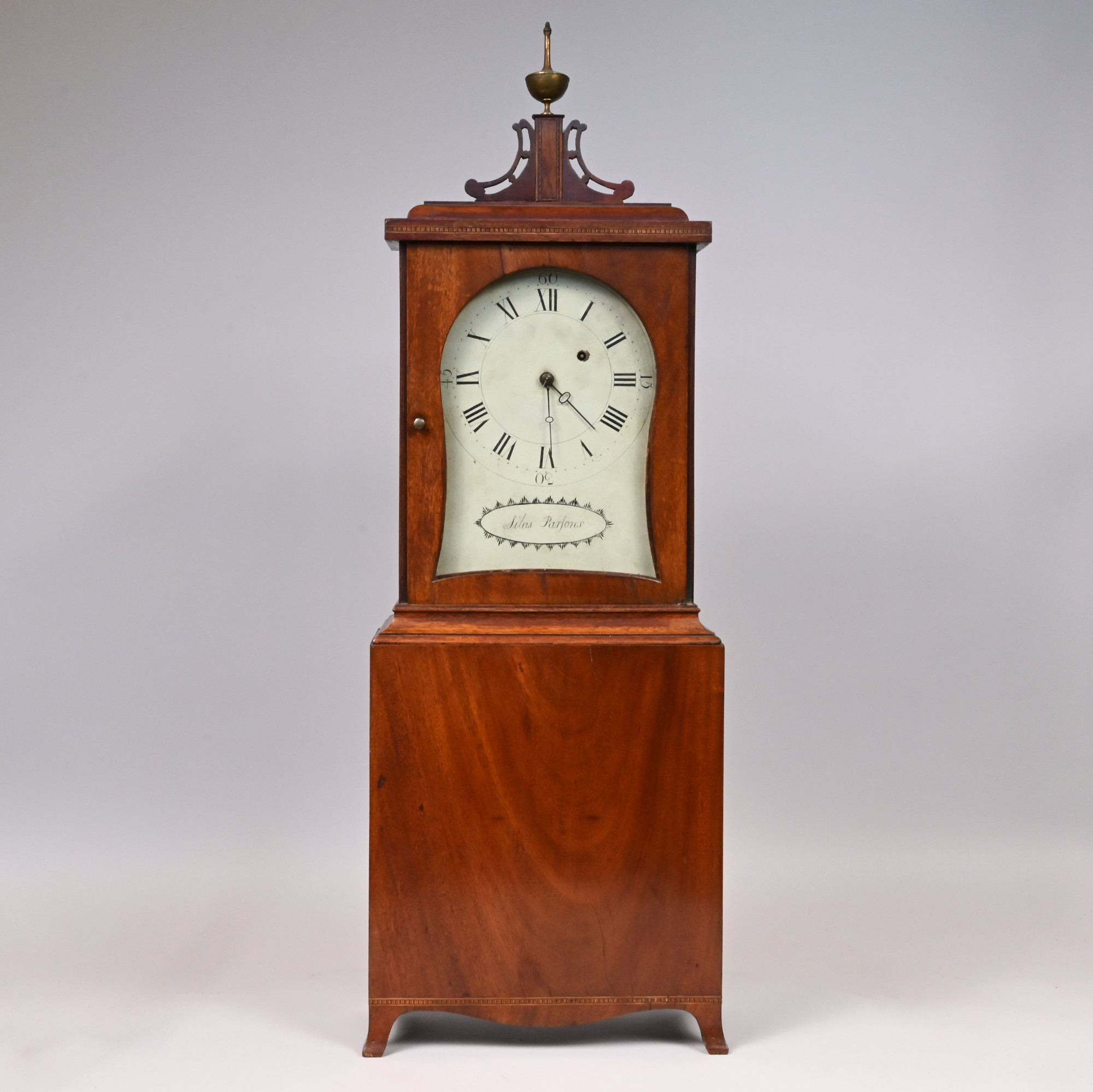 Rare New Hampshire Mahogany Shelf Clock, Silas Parsons (1773-1859), Swanzey, Circa 1815